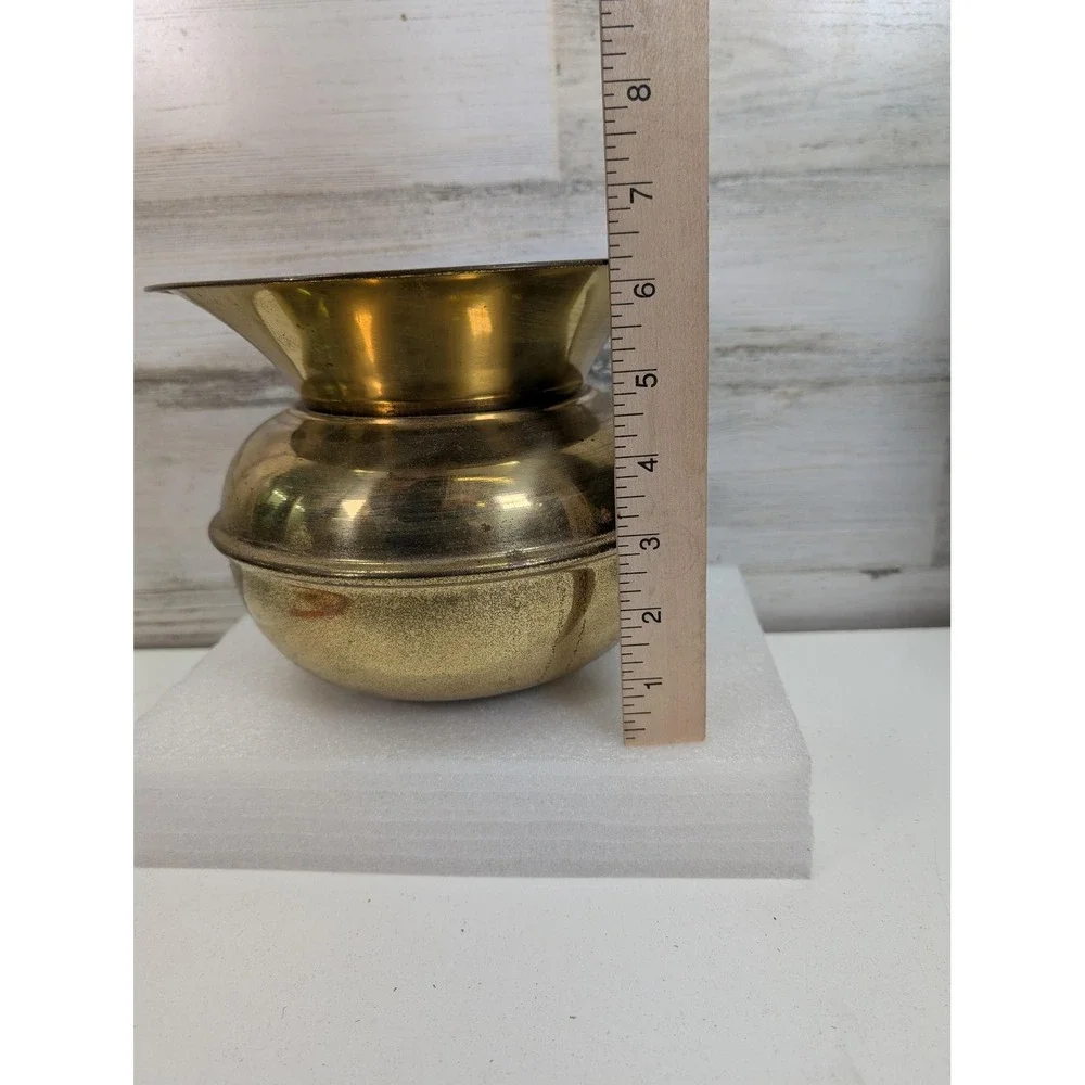 Vintage Brass Spittoon Cuspidor Made In England Round Bowl Pot‎ Decor Display